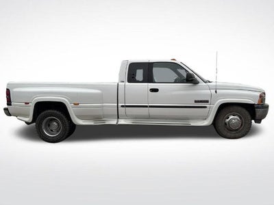 2001 Dodge Ram 3500 Base