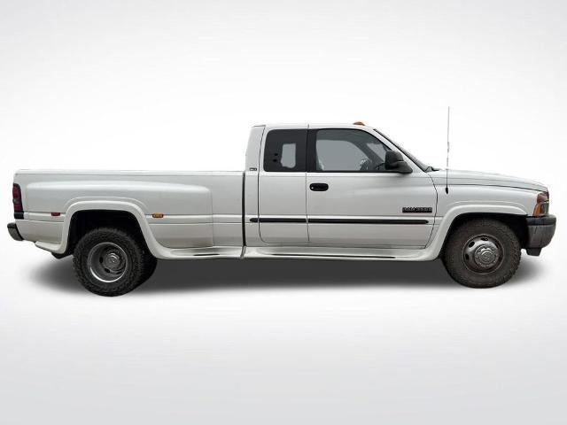 2001 Dodge Ram 3500 Base