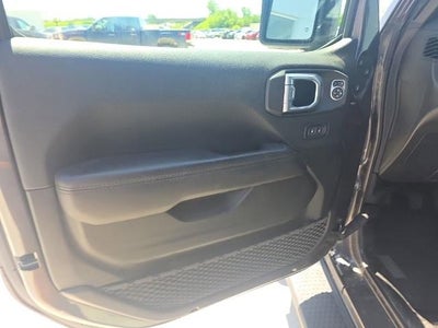 2022 Jeep Wrangler Unlimited Sahara Altitude 4x4
