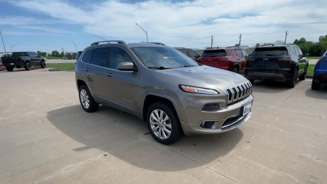 2016 Jeep Cherokee Overland