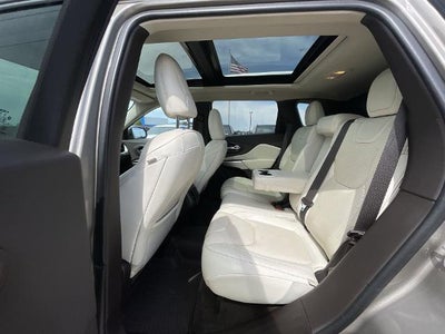 2016 Jeep Cherokee Overland