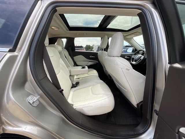 2016 Jeep Cherokee Overland