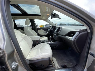 2016 Jeep Cherokee Overland