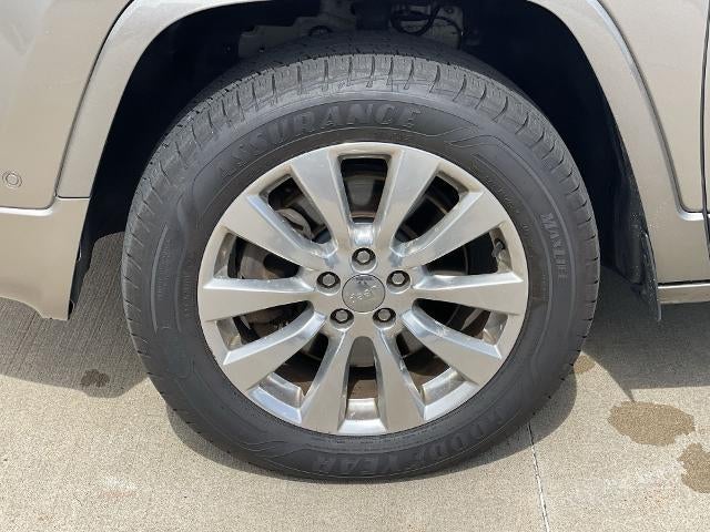 2016 Jeep Cherokee Overland