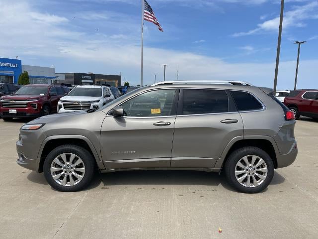 2016 Jeep Cherokee Overland