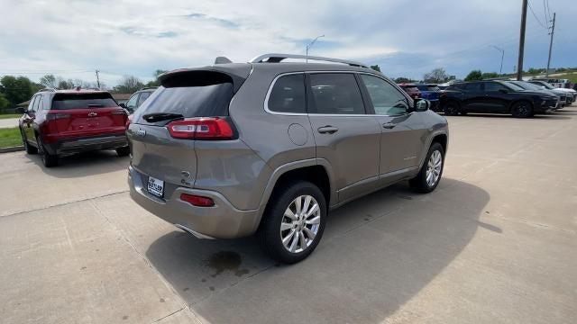 2016 Jeep Cherokee Overland