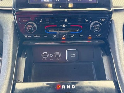 2023 Jeep Grand Cherokee Altitude 4x4
