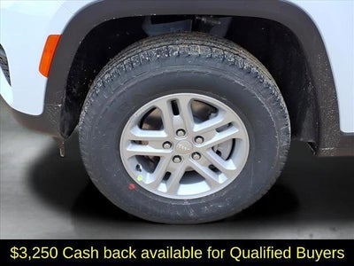 2025 Jeep Grand Cherokee Laredo 4x4