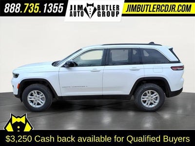 2025 Jeep Grand Cherokee Laredo 4x4
