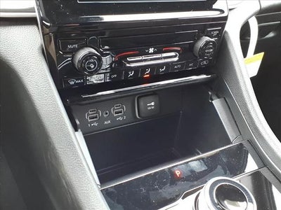 2025 Jeep Grand Cherokee Laredo 4x4