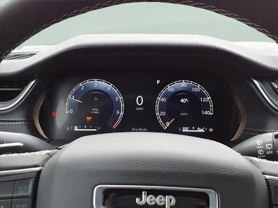 2025 Jeep Grand Cherokee Laredo 4x4