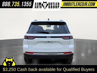 2025 Jeep Grand Cherokee Laredo 4x4