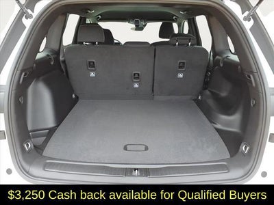 2025 Jeep Grand Cherokee Laredo 4x4