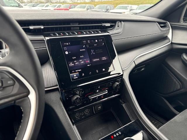 2025 Jeep Grand Cherokee Altitude X 4x4