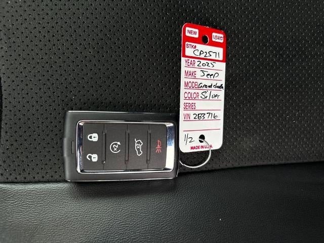 2025 Jeep Grand Cherokee Altitude X 4x4