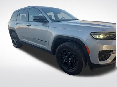 2025 Jeep Grand Cherokee Altitude X 4x4