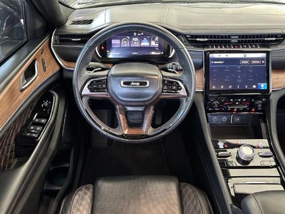 2023 Jeep Grand Cherokee Summit 4x4