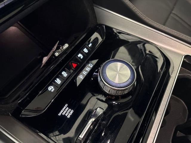 2024 Jeep Wagoneer Series II Carbide 4x4