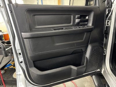 2017 RAM 1500 Tradesman Crew Cab 4x4 6'4" Box