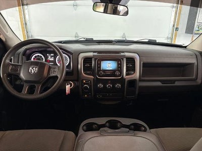 2017 RAM 1500 Tradesman Crew Cab 4x4 6'4" Box