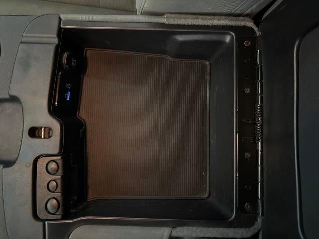 2017 RAM 1500 Tradesman Crew Cab 4x4 6'4" Box