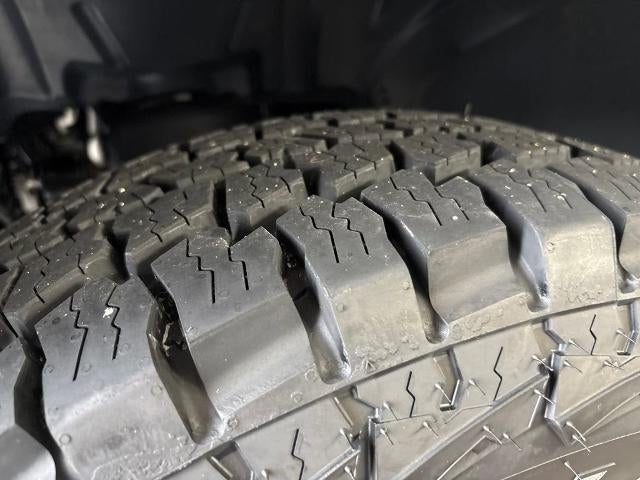 2017 RAM 1500 Tradesman Crew Cab 4x4 6'4" Box