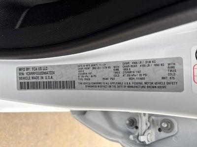 2025 RAM 1500 Tradesman Crew Cab 4x4 5'7" Box