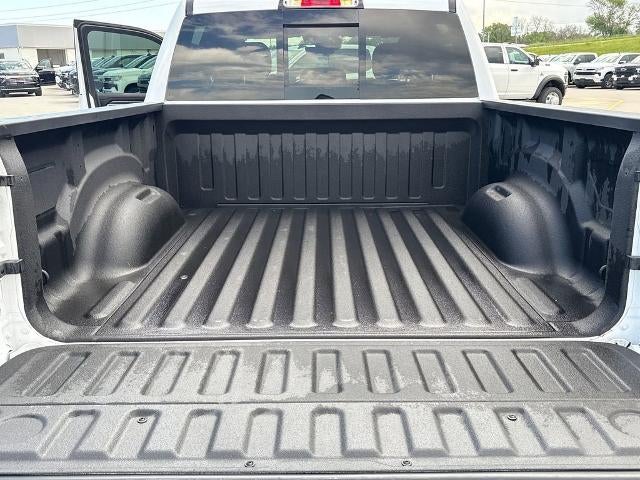 2025 RAM 1500 Big Horn Crew Cab 4x4 5'7" Box