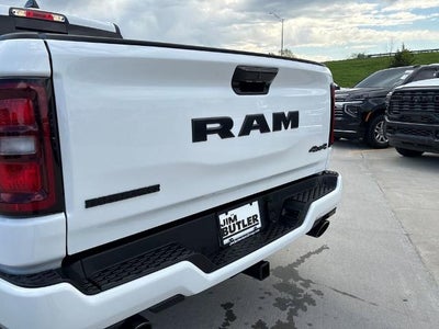2025 RAM 1500 Big Horn Crew Cab 4x4 5'7" Box