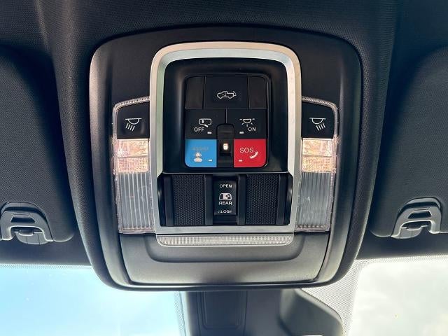 2025 RAM 1500 Big Horn Crew Cab 4x4 5'7" Box