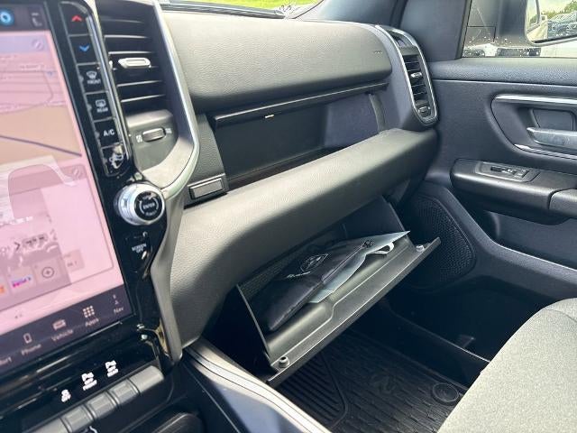 2025 RAM 1500 Big Horn Crew Cab 4x4 5'7" Box