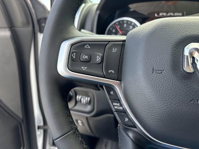 2025 RAM 1500 Big Horn Crew Cab 4x4 5'7" Box