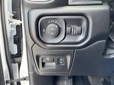 2025 RAM 1500 Big Horn Crew Cab 4x4 5'7" Box