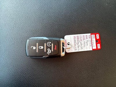 2025 RAM 1500 Big Horn Crew Cab 4x4 5'7" Box