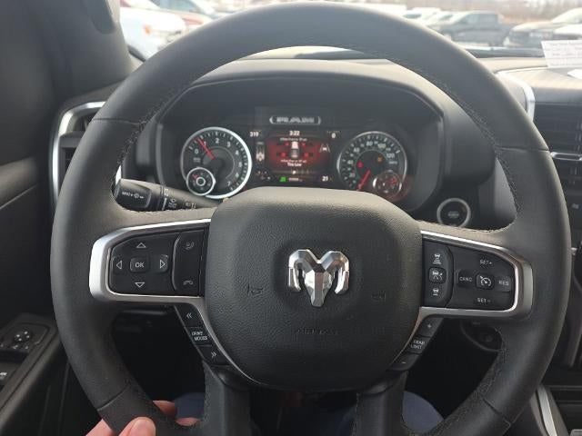 2025 RAM 1500 Big Horn Crew Cab 4x4 5'7" Box