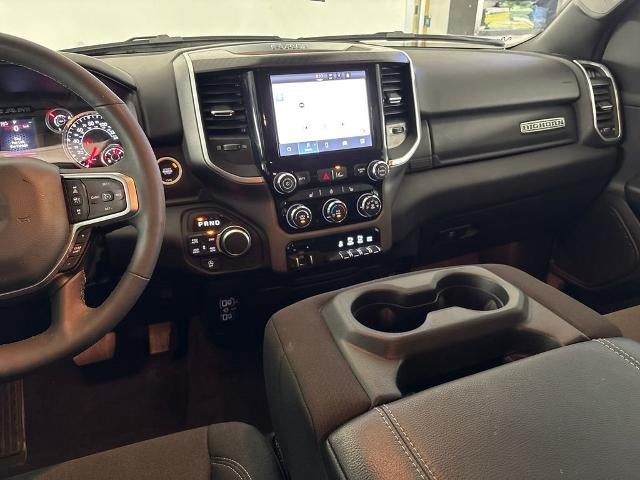 2025 RAM 1500 Big Horn Crew Cab 4x4 5'7" Box