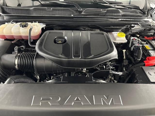 2025 RAM 1500 Big Horn Crew Cab 4x4 5'7" Box