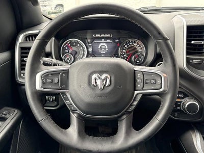2025 RAM 1500 Big Horn Crew Cab 4x4 5'7" Box