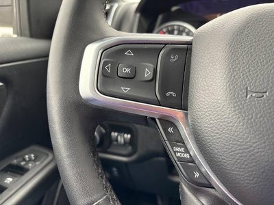 2025 RAM 1500 Big Horn Crew Cab 4x4 5'7" Box