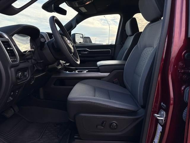 2025 RAM 1500 Big Horn Crew Cab 4x4 5'7" Box