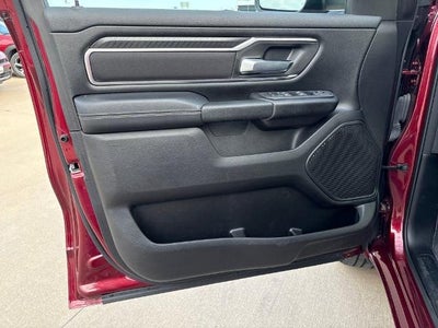 2025 RAM 1500 Big Horn Crew Cab 4x4 5'7" Box