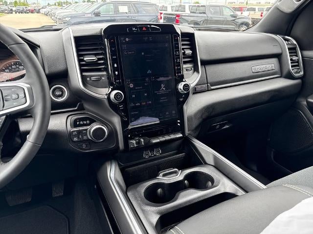 2025 RAM 1500 Big Horn Crew Cab 4x4 5'7" Box