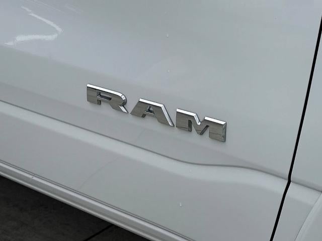 2025 RAM 1500 Big Horn Crew Cab 4x4 5'7" Box