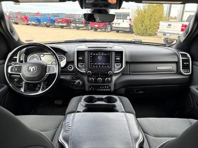 2021 RAM 1500 Big Horn Crew Cab 4x4 5'7" Box