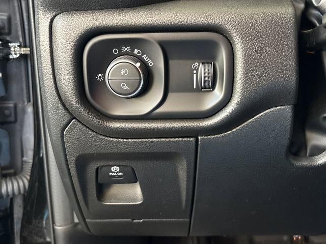 2025 RAM 1500 Warlock Crew Cab 4x4 5'7" Box