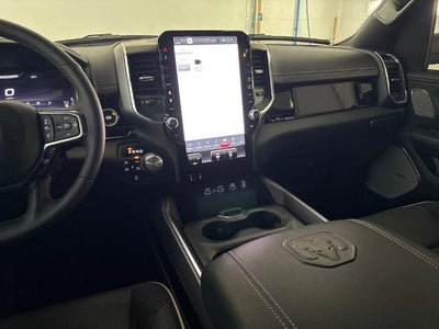 2025 RAM 1500 Laramie Crew Cab 4x4 5'7" Box