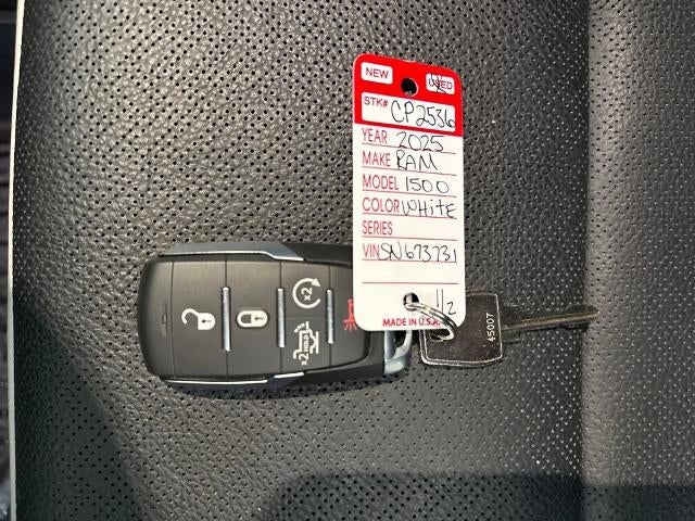 2025 RAM 1500 Laramie Crew Cab 4x4 5'7" Box