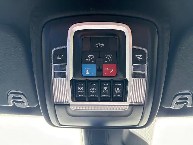 2025 RAM 1500 Laramie Crew Cab 4x4 5'7" Box