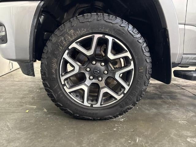 2025 RAM 1500 Laramie Crew Cab 4x4 5'7" Box