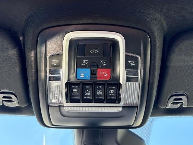 2025 RAM 1500 Laramie Crew Cab 4x4 5'7" Box